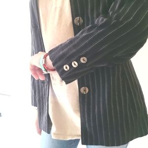 Blazer/ suit jacket